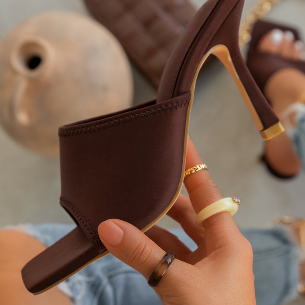 SQUARED TOE MULE HEELS